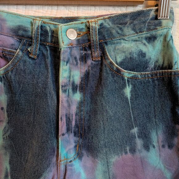 Vintage 90s Frederick's of Hollywood Denim Shorts Acid Wash Tie Dye Size 3-4 - Picture 3 of 9